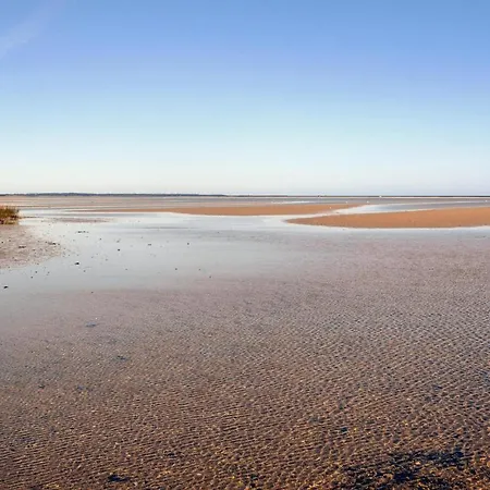 Σπίτι διακοπών Four-bedroom In *