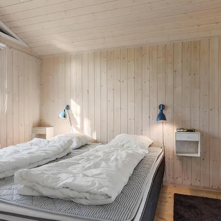 Four-bedroom In Σπίτι διακοπών Ørsted